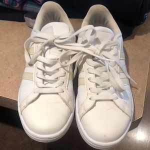 Adidas girls 7.5 shell tops